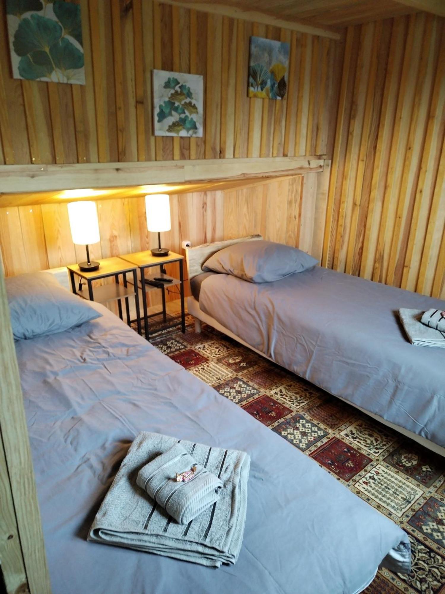 Appartement Gite Du Gardoir Boresse-et-Martron Esterno foto