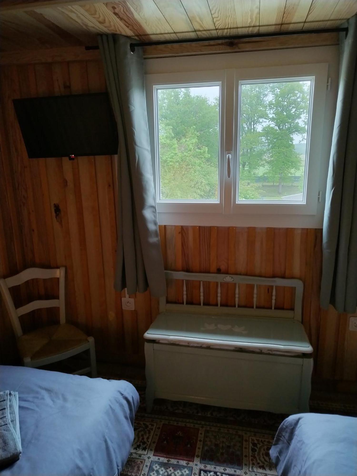 Appartement Gite Du Gardoir Boresse-et-Martron Esterno foto