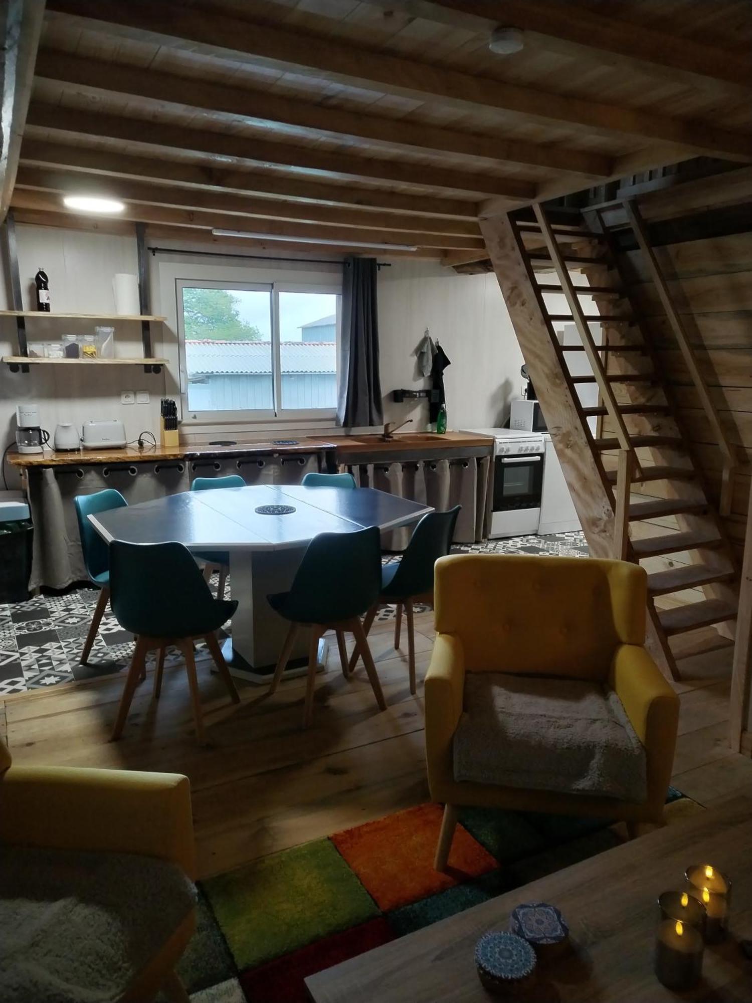 Appartement Gite Du Gardoir Boresse-et-Martron Esterno foto